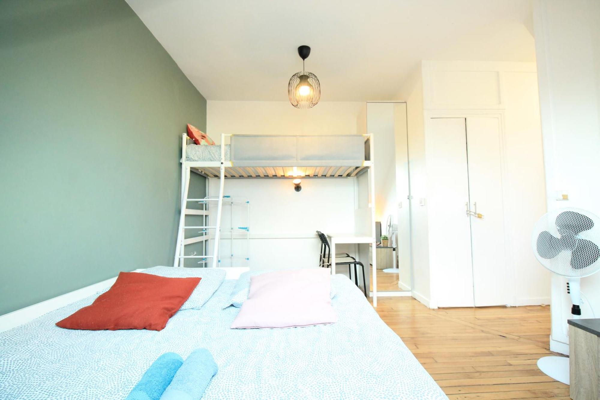 Disponible - Appartement Entier - 10Mn Rer B Aeroport Cdg - Paris Gare Du Nord, T11 Express, Le Bourget, Tout Equipe, Netflix Gratuit, 3 Personnes, 4Eme Etage, Escaliers, Parc Des Expositions, Parking Rue Gratuit Apres 19H Drancy Exterior foto